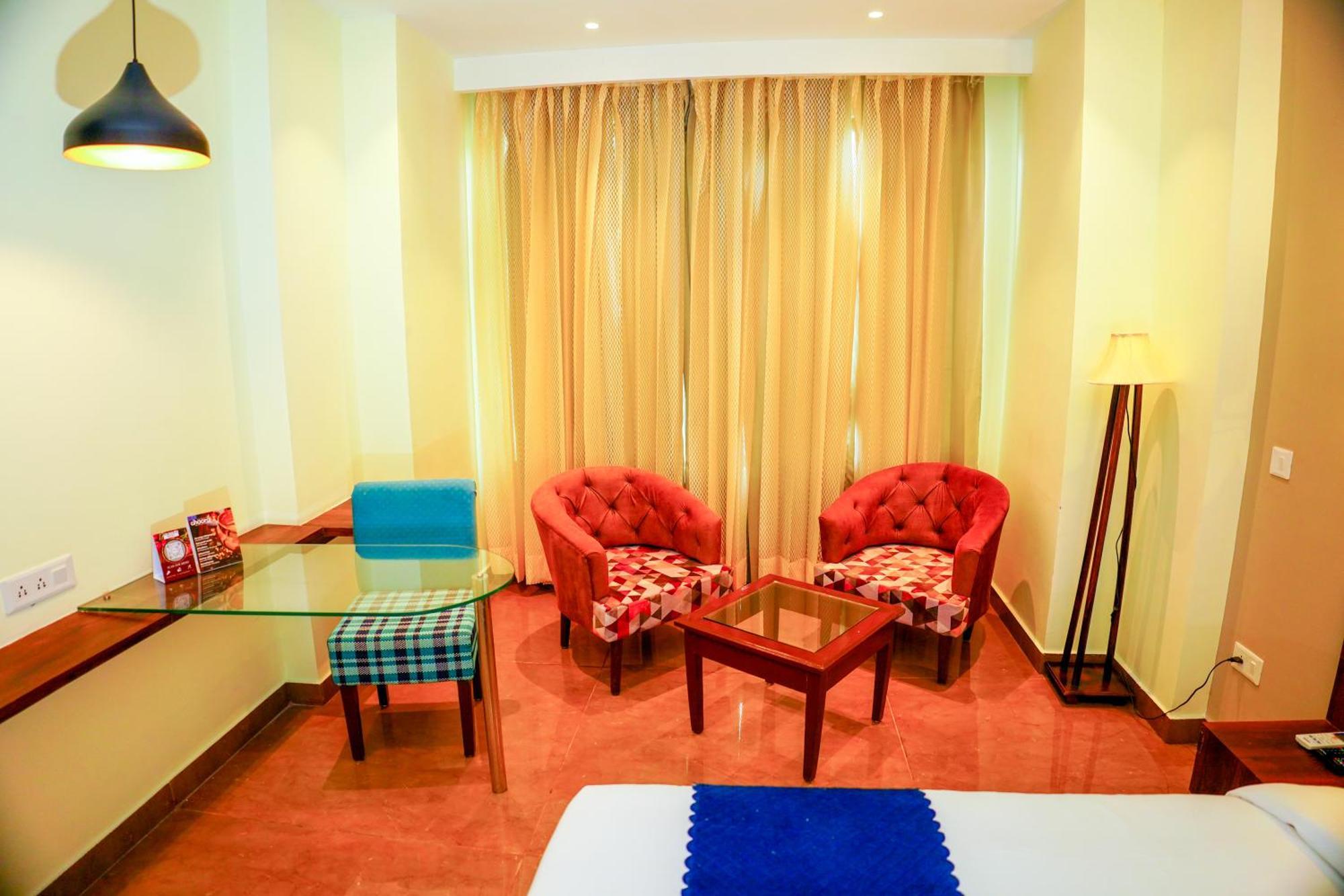 Aachman River And Valley View Resort Dharamshala - A Riverside Resort With Balcony View Ngoại thất bức ảnh